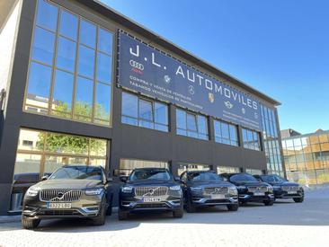 Volvo XC90 T8 Plus — photo 14