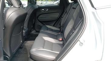 Volvo XC60 B5 Plus — photo 15