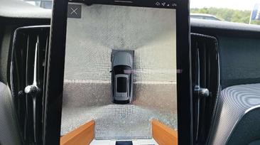 Volvo XC60 B5 Plus — photo 28