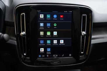 Volvo C40 Recharge Ultimate — photo 25