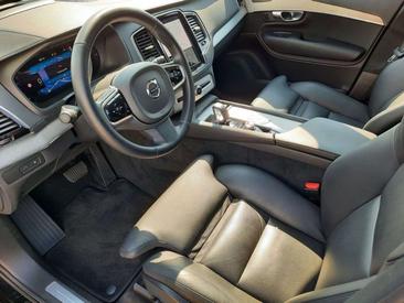 Volvo XC90 T8 — photo 14