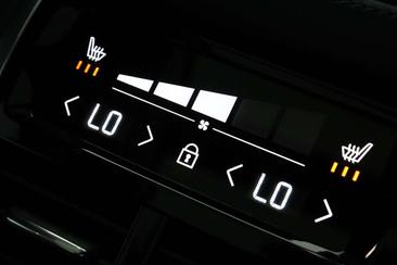 Volvo XC90 T8 Recharge — photo 15