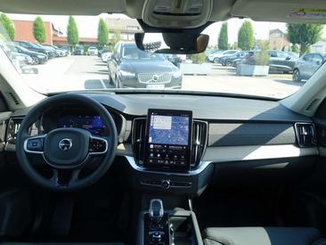 Volvo XC90 T8 Recharge Plus — photo 12