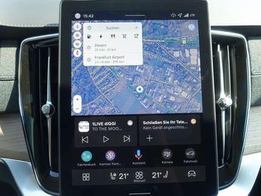 Volvo XC90 T8 Recharge Plus — photo 16