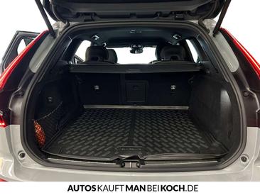 Volvo XC60 B5 Plus — photo 14
