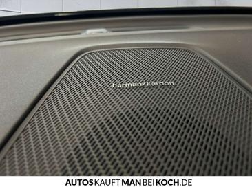 Volvo XC60 B5 Plus — photo 23