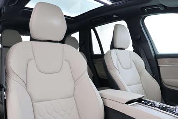 Volvo XC90 T8 Recharge Plus — photo 11