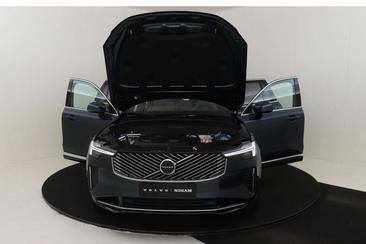 Volvo XC90 T8 Recharge Plus — photo 20