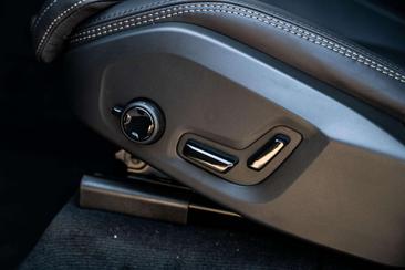 Volvo XC90 T8 Recharge Exec — photo 6