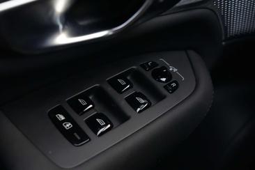 Volvo XC90 T8 Recharge — photo 21