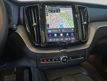 Volvo XC60 B5 Plus — photo 15