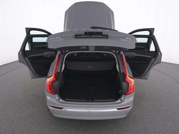 Volvo XC90 B5 Plus — photo 13