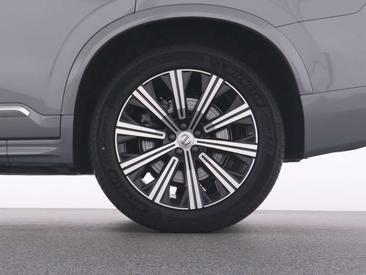 Volvo XC90 B5 Plus — photo 20