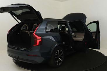 Volvo XC90 T8 Recharge Plus — photo 18