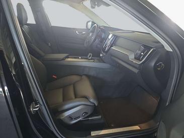 Volvo XC60 B5 Plus — photo 8