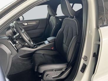 Volvo XC40 Recharge Plus — photo 9