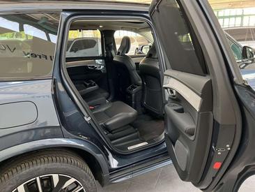 Volvo XC90 T8 — photo 19