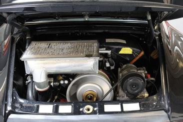 Porsche 930 Turbo — photo 6