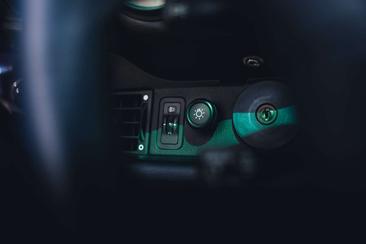 Porsche 993 Carrera 2 — photo 13