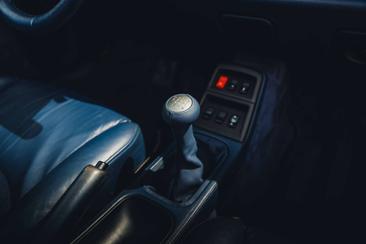 Porsche 993 Carrera 2 — photo 19