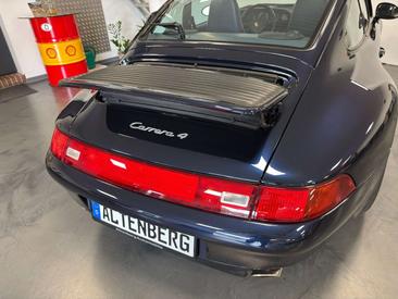 Porsche 993 CARRERA 4 — photo 17
