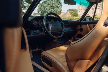 Porsche 964 Carrera 2 — photo 10