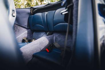 Porsche 993 Carrera 2 — photo 23