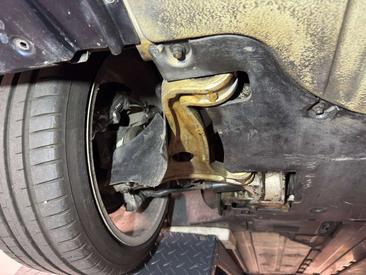 Porsche 993 CARRERA 4 — photo 24