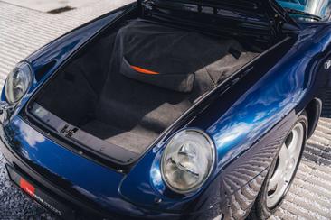 Porsche 993 Carrera 2 — photo 28