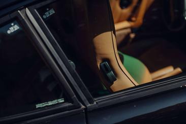 Porsche 964 Carrera 2 — photo 29