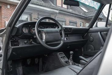 Porsche 964 Carrera 2 — photo 17