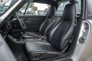 Porsche 964 Carrera 2 — photo 18