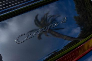 Porsche 964 CARRERA 4 — photo 17