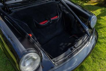 Porsche 964 CARRERA 4 — photo 27