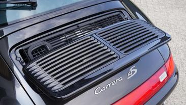 Porsche 993 CARRERA 4 — photo 23