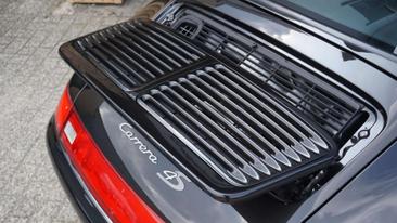 Porsche 993 CARRERA 4 — photo 24