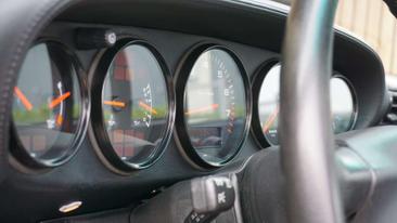 Porsche 993 CARRERA 4 — photo 47