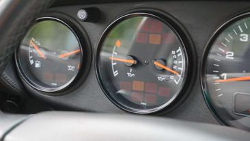 Porsche 993 CARRERA 4 — photo 48