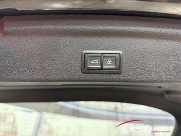 Audi Q3 Sportback S Line Black Edition 40 TDI — photo 10
