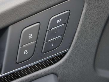 Audi SQ5 SUV TDI — photo 10
