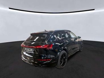 Audi E-tron S Line Black 55 — photo 3