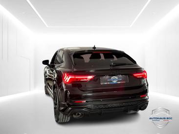 Audi RSQ3 Sportback — photo 6
