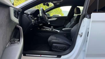Audi S5 Sportback 30 TDI — photo 17
