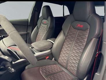 Audi RSQ8 Performance — photo 10