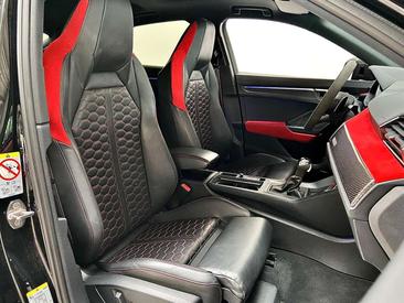 Audi RSQ3 Sportback — photo 13
