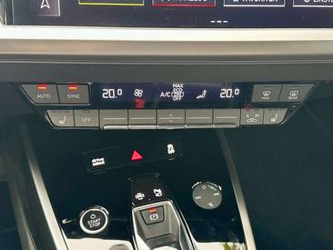 Audi Q4 E-tron 40 — photo 18