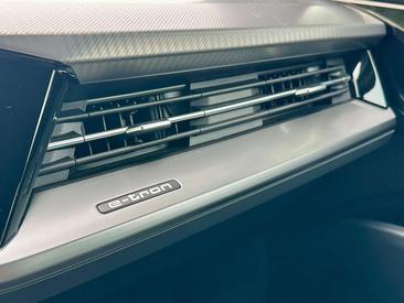 Audi Q4 E-tron 40 — photo 23