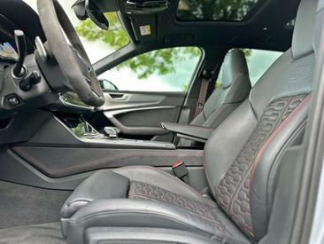 Audi RS6 Avant Performance — photo 13