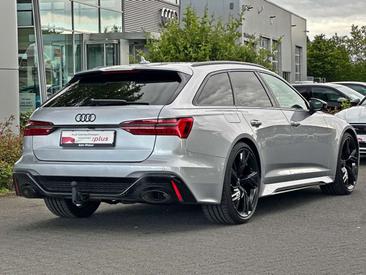 Audi RS6 Avant Performance — photo 31