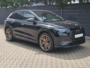 Audi Q4 E-tron S Line 55 — photo 6
